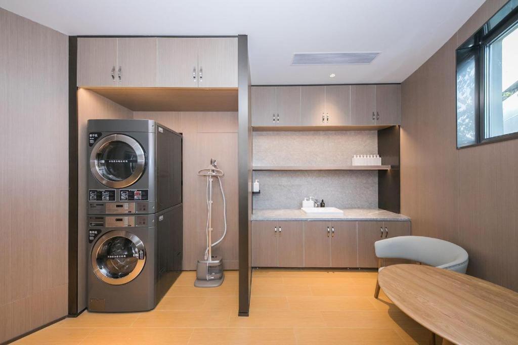 Hotel Ji South Railway Station 3*